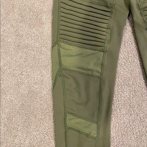 Stronger Activewear Leggings